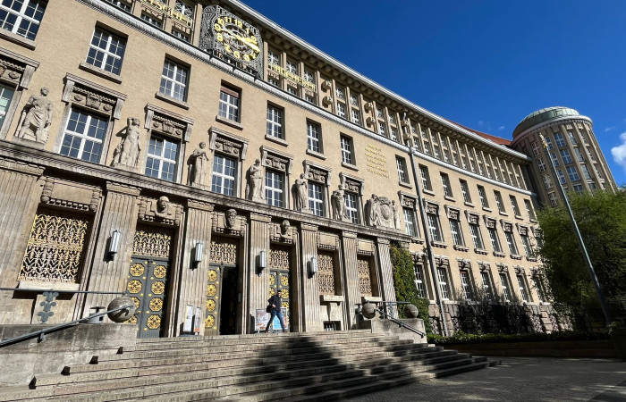 3a2fb7ee-396d-4740-995a-0368fa4c3bb6