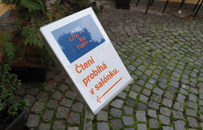 Noc_literatury_v_Ltm_-_1_Vinrna_Vikrka