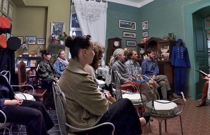 Noc_literatury_v_Ltm_-_8_Vpravka_pano