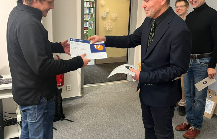 7c517402-1fc9-4261-a5ee-410af130904d